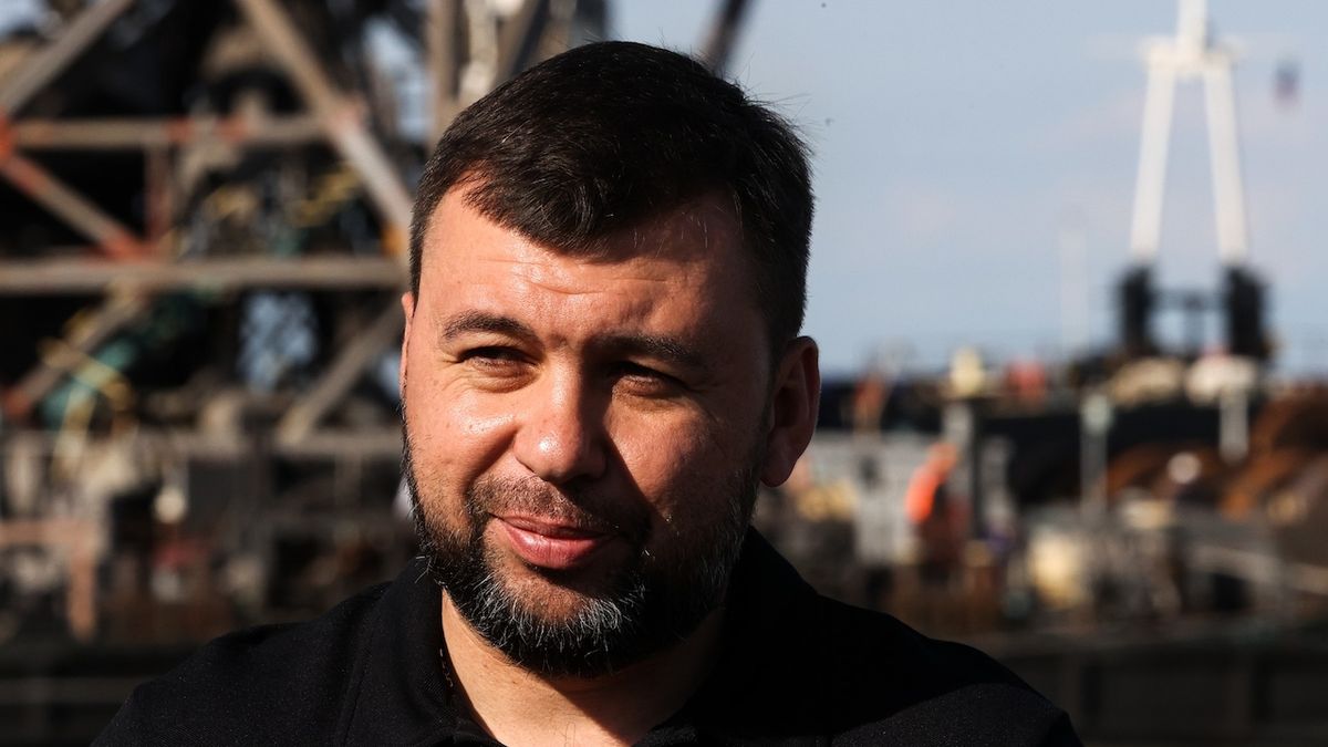 Vůdce doněckých separatistů Pušilin popřel tvrzení Kyjeva, že utrpěl zranění